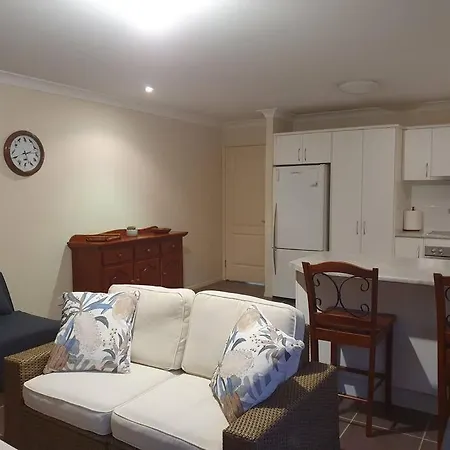 Narnie'S Place In Narangba - Relaxed Space With Breakfast Exterior photo